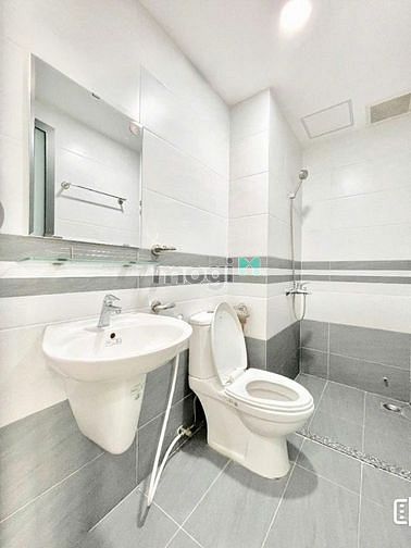 Hình ảnh Studio nhỏ xinh cửa sổ gần Cầu Lê Văn Sỹ quận 3