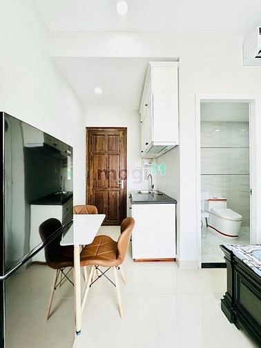 Hình ảnh 🌽💥Studio Mới y hình - BAN CÔNG - Nhà thang máy👉Đường Bạch Đằng, BT