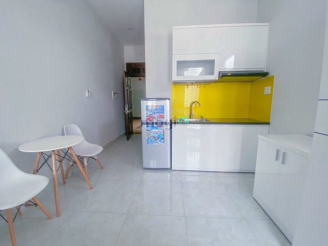Hình ảnh Cho thuê CH 1pn1wc, studio cửa sổ, bancong-Full nội thất ngay sát PMH