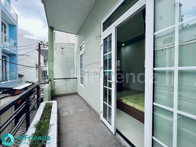 Hình ảnh Cho thuê studio ban công lớn gần bệnh viện Hoà Hảo, quận 10