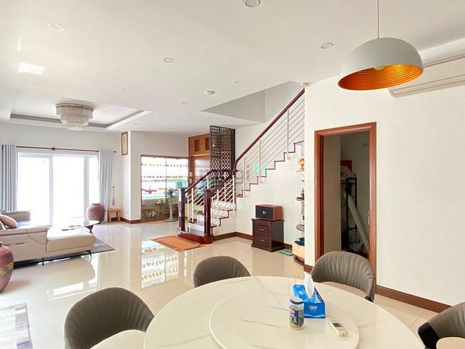 Hình ảnh Cần tiền bán gấp Biệt Thự ABC Trần Não, Q2