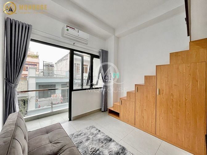 Hình ảnh Duplex Full Nội Thất Có Ban Công Và Cửa Sổ Ngay Chợ Hoàng Hoa Thám
