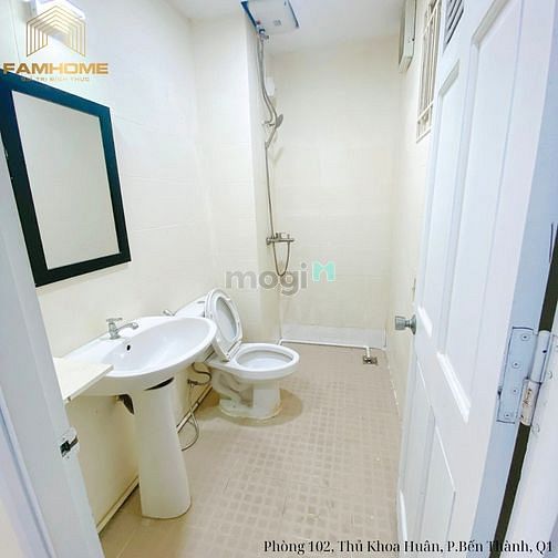 Hình ảnh Studio cửa sổ gần chợ Bến Thành quận 1