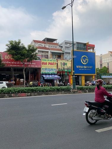 Hình ảnh Bán lô đất mặt tiền đường Lê Văn Việt Quận 9. 533m2