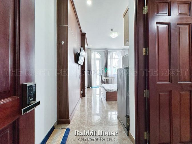 Hình ảnh CHDV ban công gần ngã năm Cống Quỳnh quận 1