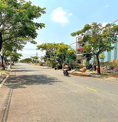 Hình ảnh Lô Đất Đẹp Đg Phước Trường 14, Dt 180m2, Đg 6m, Giá 15,8 tỷ.