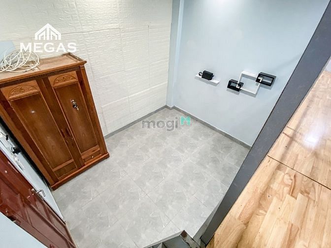 Hình ảnh Duplex cửa sổ trời 30m2 cho 4 bạn ở **