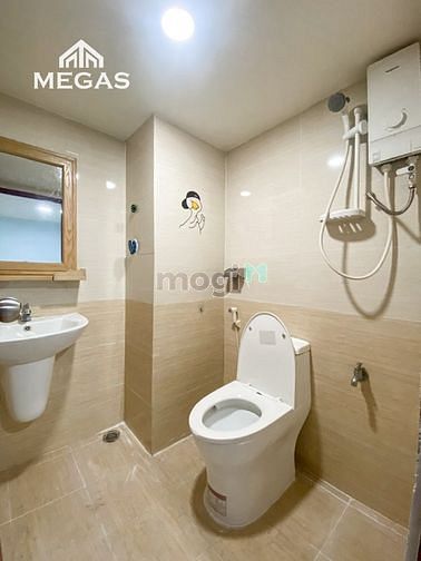 Hình ảnh Duplex cửa sổ trời 30m2 cho 4 bạn ở **