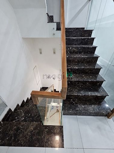 Hình ảnh Nhà Bờ Bao Tân Thắng___ 4 Lầu...4,5x28m. 8PN. 6wc