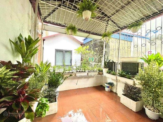 Hình ảnh Gia đình anh tú cần bán căn nhà phố tây sơn, vòng quanh, 4 tầng 1