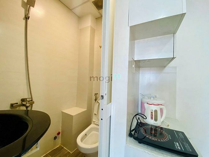 Hình ảnh Studio Cửa Sổ Full Nội Thất Quận 1_Trong Phố Người Nhật_Cầu Ba Son
