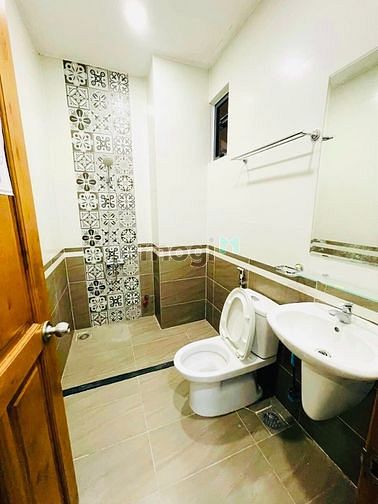 Hình ảnh Cho thuê nhà 768B Sư Vạn Hạnh, Phường 12, quận 10