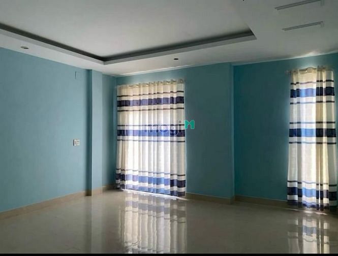 Hình ảnh Cho thuê nhà 3 tầng MT đường Bế Văn Đàn 4pn