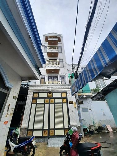 Hình ảnh Mb6623 nạp rút nhanh chóng studio full nội thất cách đh Văn Hiến 500m