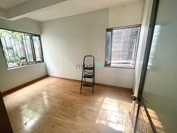 Hình ảnh TT Tân Mai-Hoàng Mai-Mặt Phố Nguyễn Chính-Lô Góc-Ô Tô-60m-2pn-2,03 tỷ
