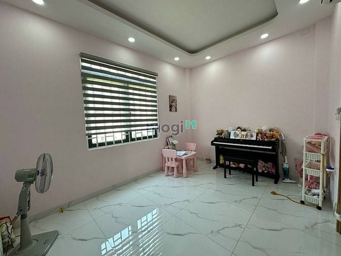 Hình ảnh Cho thuê nhà Gần thoại ngọc hầu. 3 lầu 4Pn, full nội thất, 18 triệu