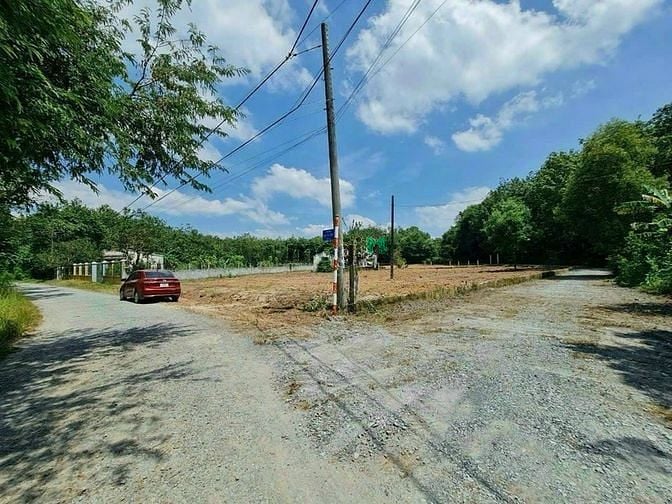 Hình ảnh Bán đất đường Đào Thị Thơm - 1221m2 - 18x51 nở hậu - 173m2 thổ cư