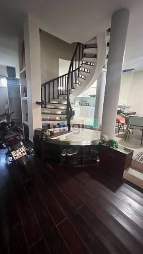 Hình ảnh Bán gấp nhà Thảo Điền, Thành phố Thủ Đức - 8.3m x 11m