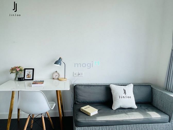 Hình ảnh Trống sẵn studio cửa sổ siêu lớn full nội thất, thoải mái Tân Phú