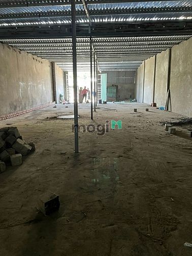 Hình ảnh Cho thuê kho 200m2 kiệt oto Hoàng Văn Thái