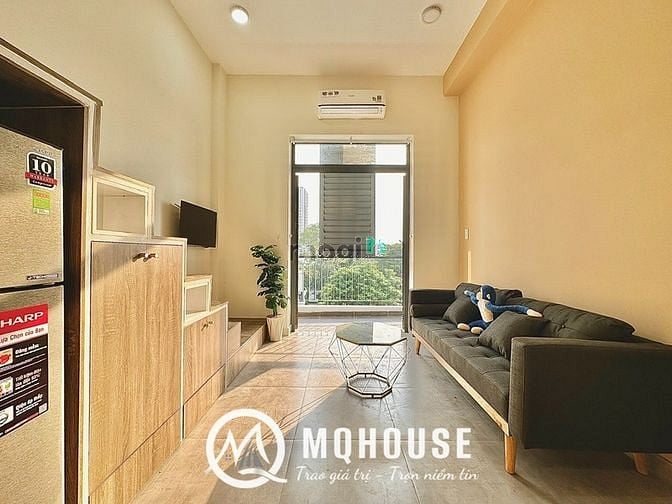 Hình ảnh Duplex mới xây, thang máy, ban công, hầm xe ở  Vạn Hạnh Mall - Quận 10
