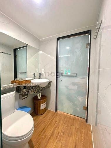 Hình ảnh Cho Thuê Căn Hộ Full Nội Thất+ Sân Vườn Quận Tân Bình