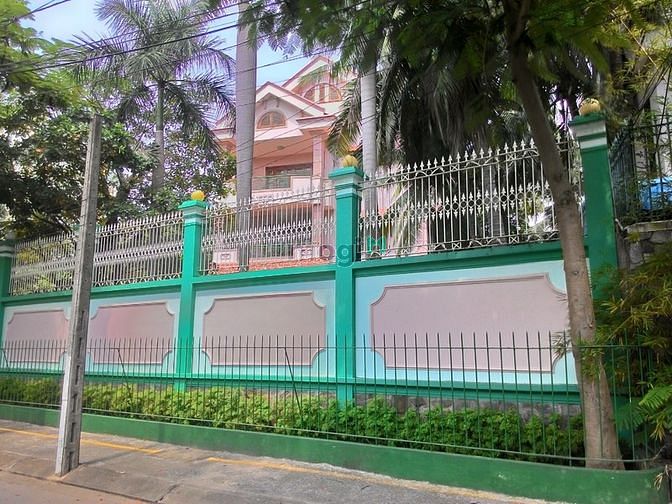 Hình ảnh Cho thuê nhà mặt tiền gần Phạm Văn Đồng ,1600m2