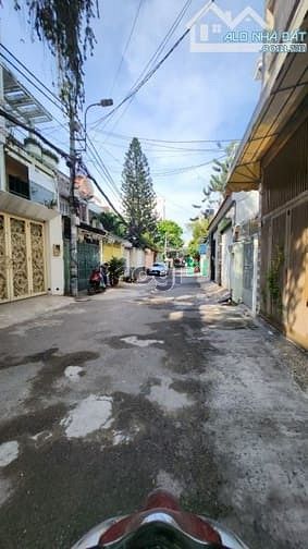 Hình ảnh Bán Đất Xây CHDV Lê Quang Định & Sát mặt tiền 90m² GPXD hầm 7 Tầng
