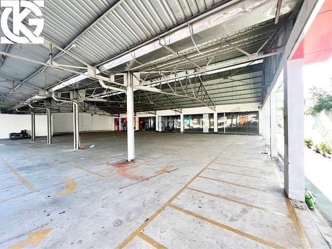 Hình ảnh Cho Thuê Nhà Mặt Tiền 856 Âu Cơ, Quận Tân Bình ( 8.000m2 )