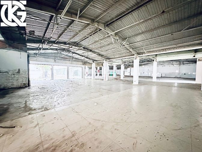 Hình ảnh Cho Thuê Nhà Mặt Tiền 856 Âu Cơ, Quận Tân Bình ( 8.000m2 )