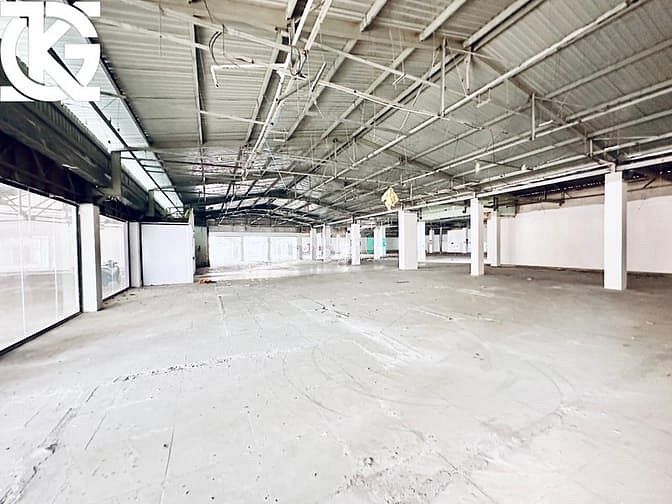 Hình ảnh Cho Thuê Nhà Mặt Tiền 856 Âu Cơ, Quận Tân Bình ( 8.000m2 )