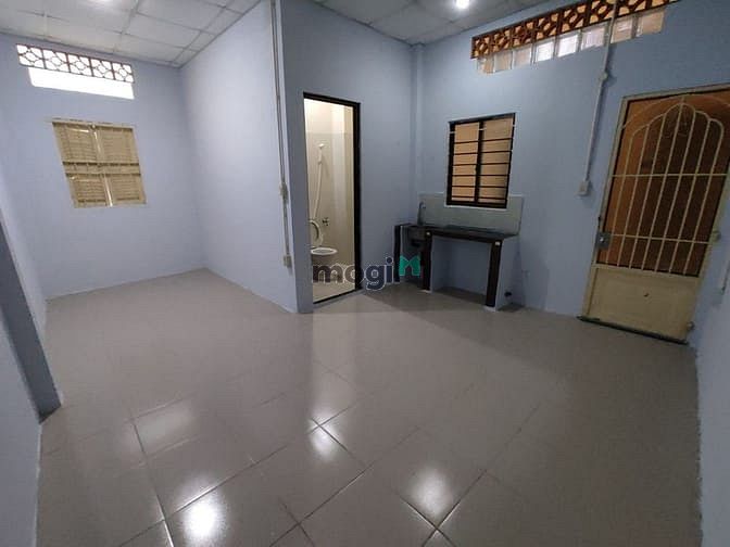 Hình ảnh Cho thuê Phòng 20m2 (mới sơn), có 2 cửa sổ thoáng, Lê Văn Sỹ, Q3