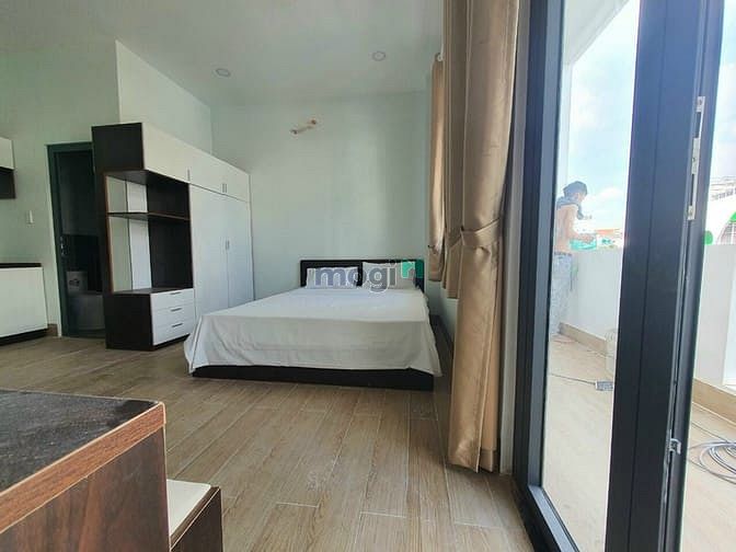 Hình ảnh Bán CHDV 6 tầng +thang máy Nguyễn Văn Thương(4x18m) khai thác 80tr/th