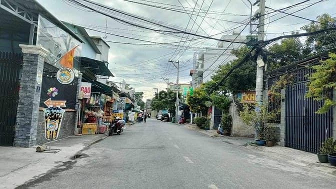 Hình ảnh Ngộp bán gấp lô mặt tiền Linh Trung 48m2 chỉ 3.95 tỷ.