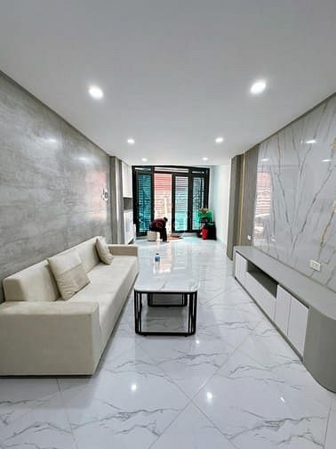 Hình ảnh Vip hót- T1- TT Tân Mai -Hoàng Mai-Ô tô đỗ- Dt 60m-2n- chỉ 2,27 tỷ