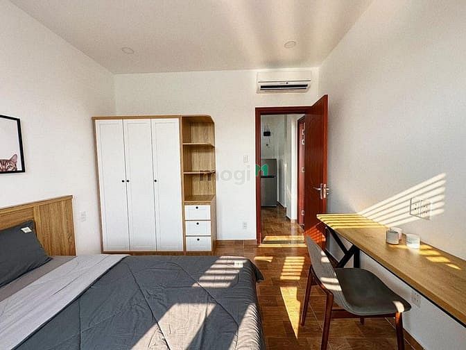 Hình ảnh Trống sẵn Studio 40m2 có vách ngăn full nội thất, thoáng mát Tân Bình