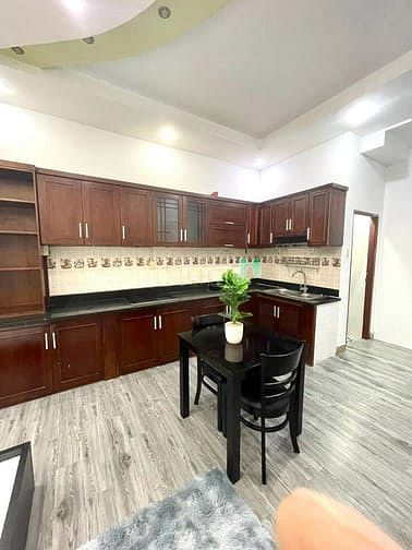 Hình ảnh Mb6623 nạp rút nhanh chóng full nội thất bancol giếng trời thoáng mát ngay gần sân bay