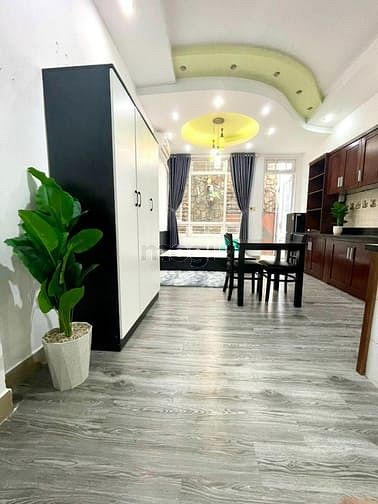 Hình ảnh Mb6623 nạp rút nhanh chóng full nội thất bancol giếng trời thoáng mát ngay gần sân bay