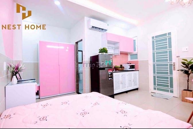 Hình ảnh CH full nội thất có cửa sổ thoáng ngay sân bay TSN