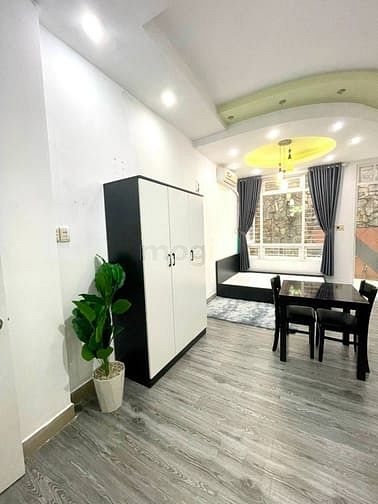 Hình ảnh Mb6623 nạp rút nhanh chóng full nội thất bancol giếng trời thoáng mát ngay gần sân bay