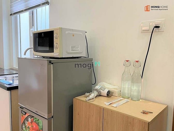 Hình ảnh Cho Thuê Căn Hộ Ban Công View Cực Đã Nhà Thờ Tân Định Quận 1