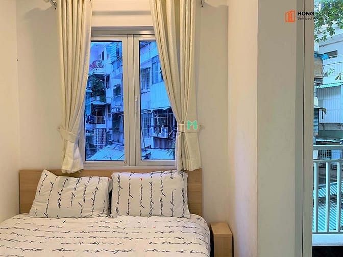 Hình ảnh Cho Thuê Căn Hộ Ban Công View Cực Đã Nhà Thờ Tân Định Quận 1