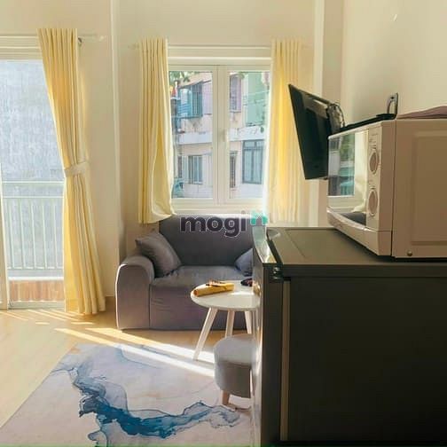 Hình ảnh Cho Thuê Căn Hộ Ban Công View Cực Đã Nhà Thờ Tân Định Quận 1