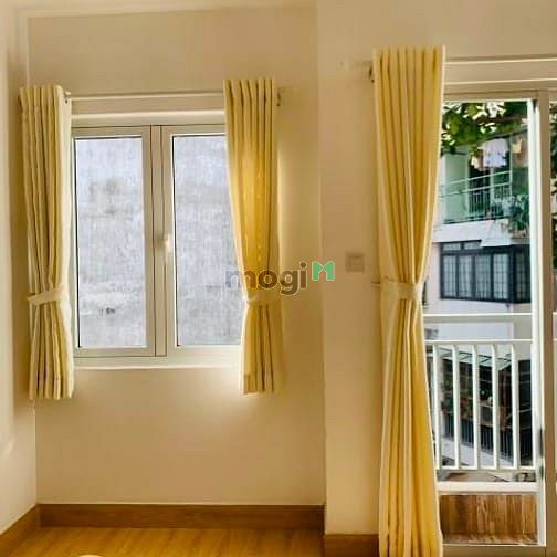Hình ảnh Cho Thuê Căn Hộ Ban Công View Cực Đã Nhà Thờ Tân Định Quận 1