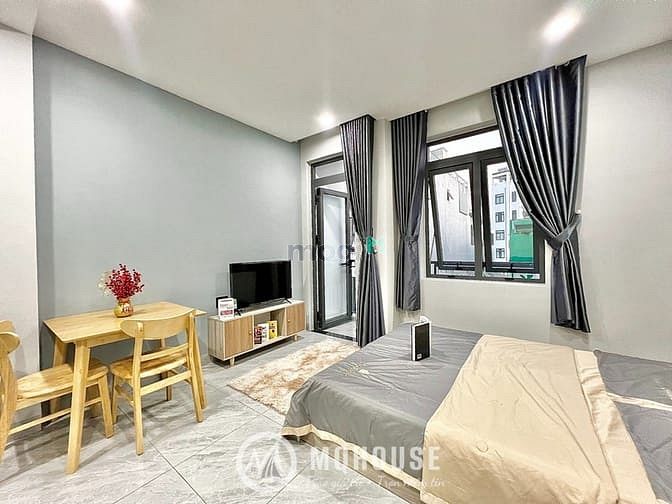 Hình ảnh Mới 100% - Mb6623 nạp rút nhanh chóng ban công FULL nội thất siêu đẹp ở đường Bạch Đằng