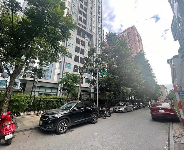Hình ảnh Đất phân lô Hoàng Công Chất, Phú Diễn, Bắc từ Liêm. Lô góc 63m2