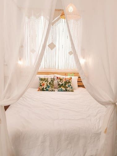 Hình ảnh Studio 2 cửa sổ to full nội thất ngay trung tâm Q1