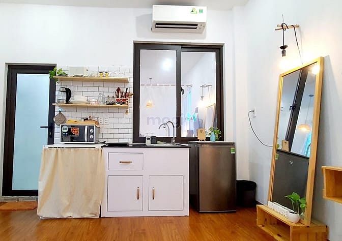 Hình ảnh Studio 2 cửa sổ to full nội thất ngay trung tâm Q1