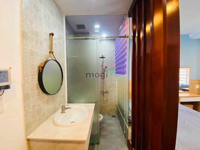Hình ảnh Studio cửa sổ ban công trống sẵn ngay khu Bùi Viện Q1