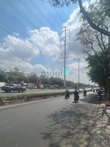 Hình ảnh Cho thuê mặt bằng Đất trống Đường Phạm Văn Đồng Quận Bình Thạnh